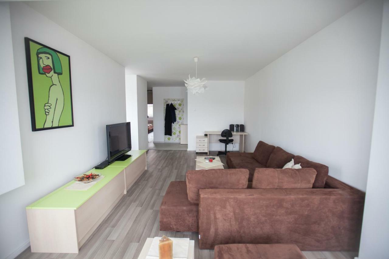 Riverview Apartment Osijek Exterior foto