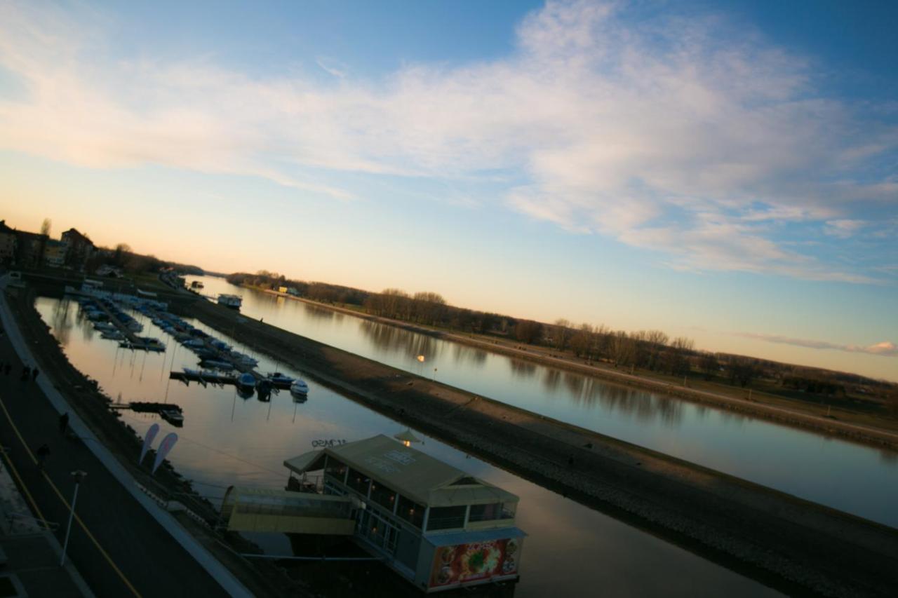 Riverview Apartment Osijek Quarto foto